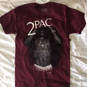 Tupac shirt
